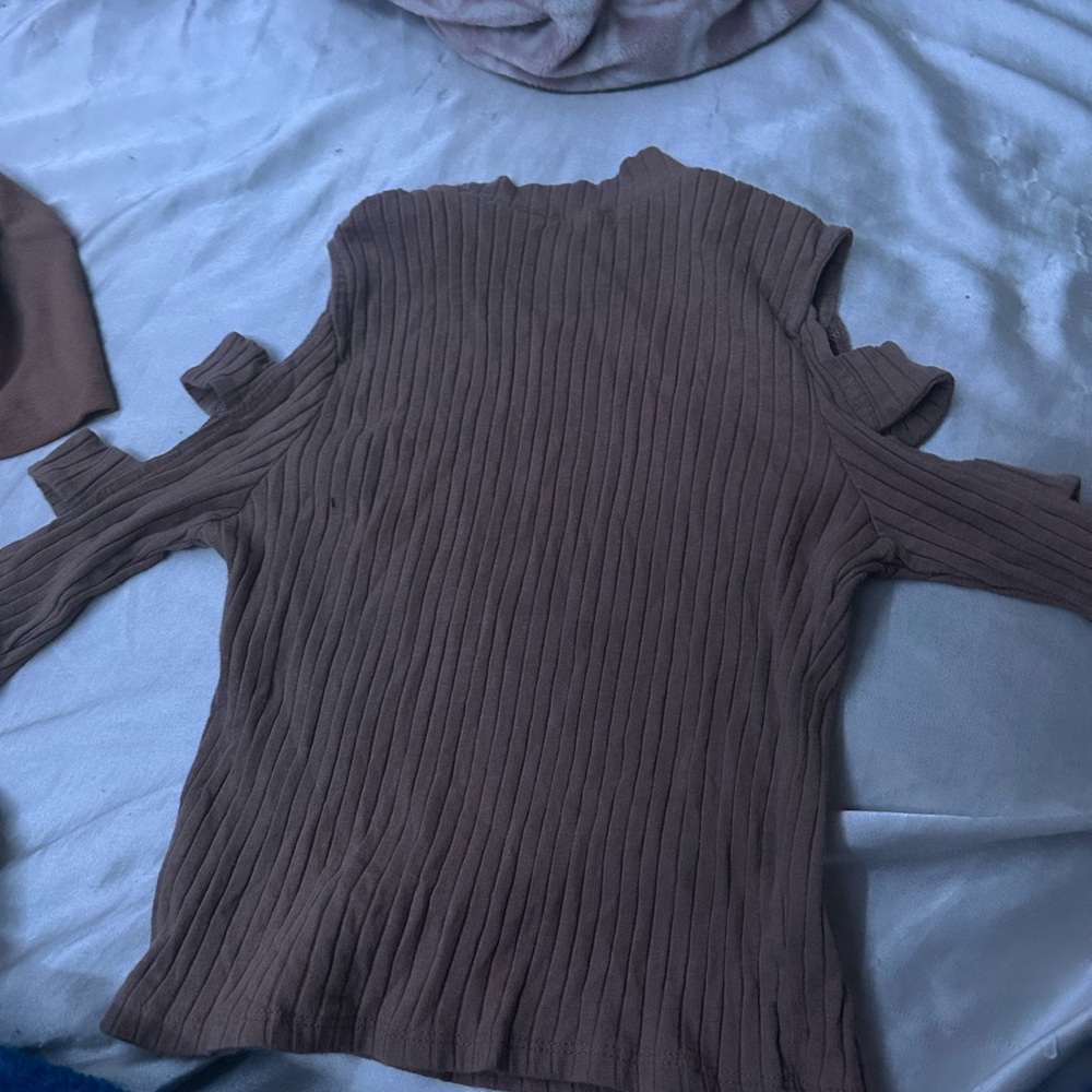 I’ve had this for a while and only worn 5 times. This doesn’t suit me anymore.